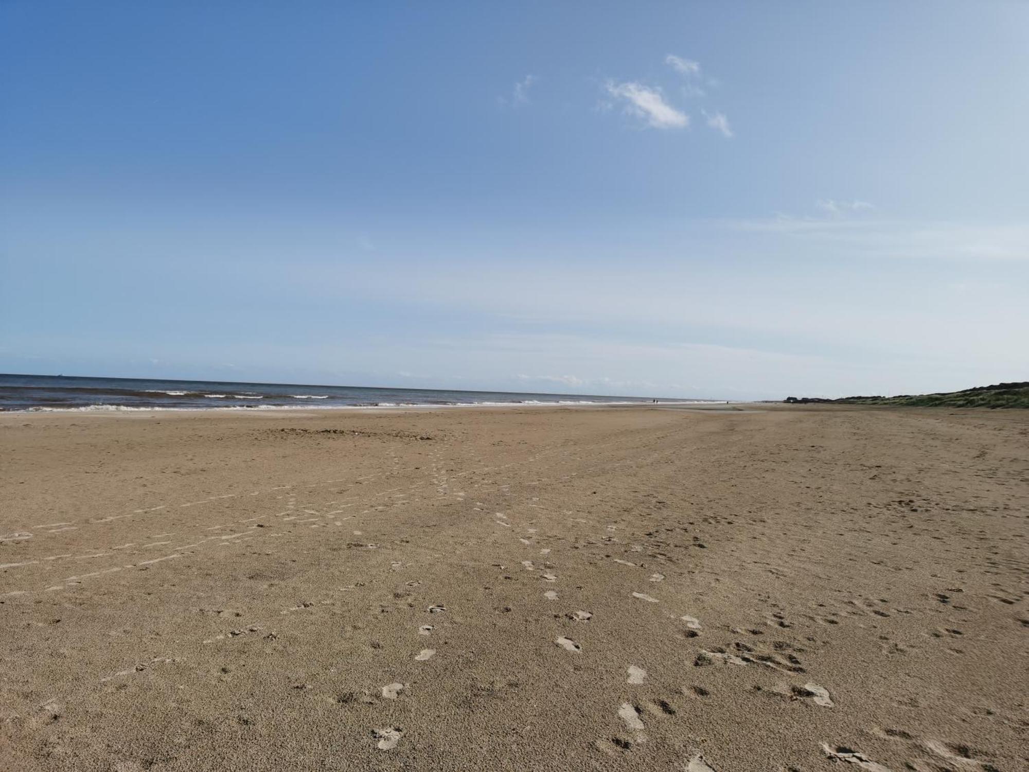 Golden Sands Beach Activities Sea Holiday Relax Мейблторп Екстер'єр фото